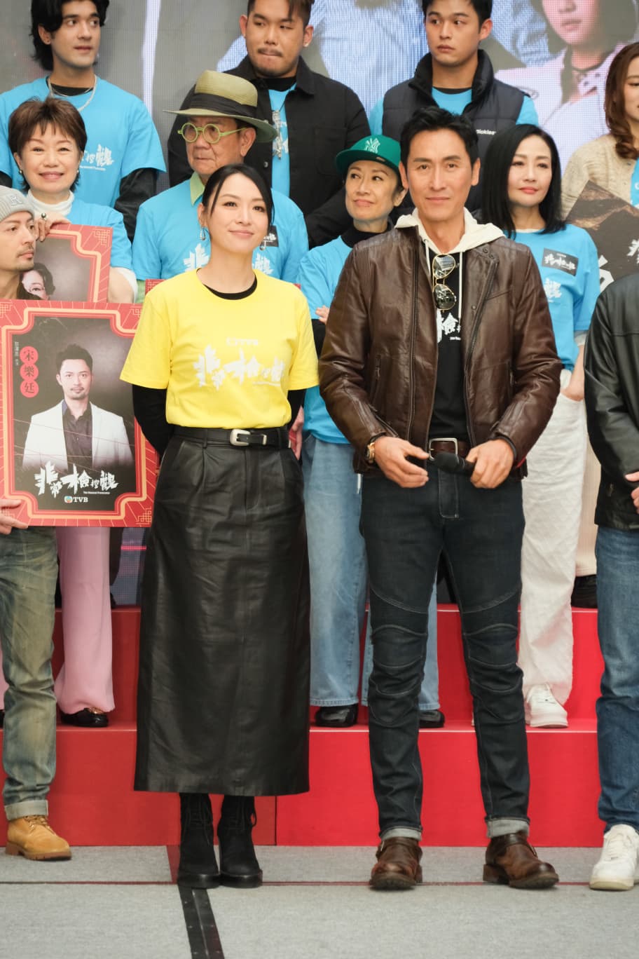 提到TVB主席許濤指加薪論功行賞，兩人稱收視高可能會有「大利是」。