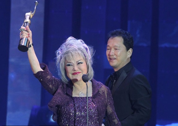 邵音音在《第30屆香港電影金像獎》頒獎禮中，憑《打擂台》再次奪得最佳女配角獎。