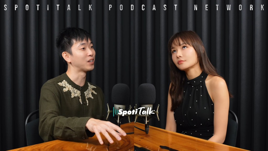 五索畢業時已經懷孕，但結婚僅數月而鬧婚變。