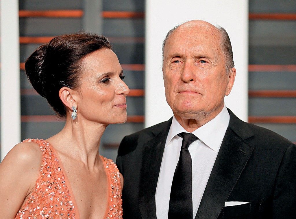 羅拔杜華與太太攝於2015年。