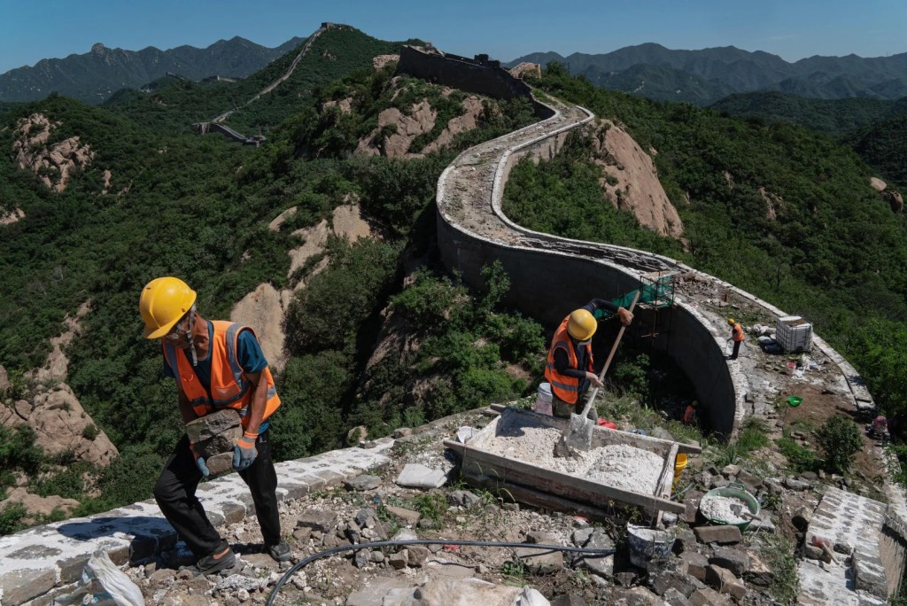 為支持修護長城，上海第一百貨一度推出電梯觀光券籌款。小紅書＠布列緊