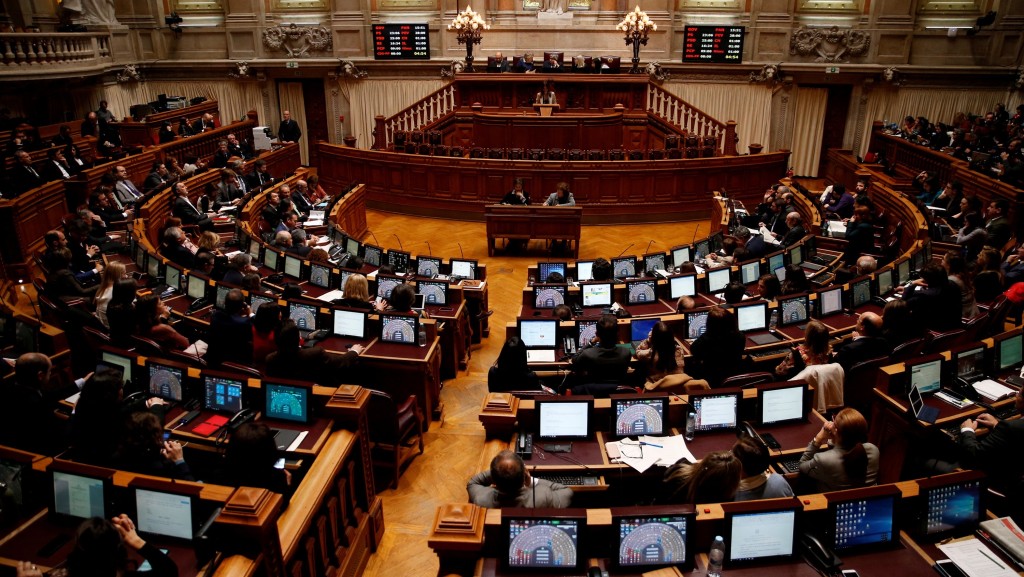 葡萄牙國會就安樂死是否合法化討論多時，圖為2020年的一次會議。 路透社