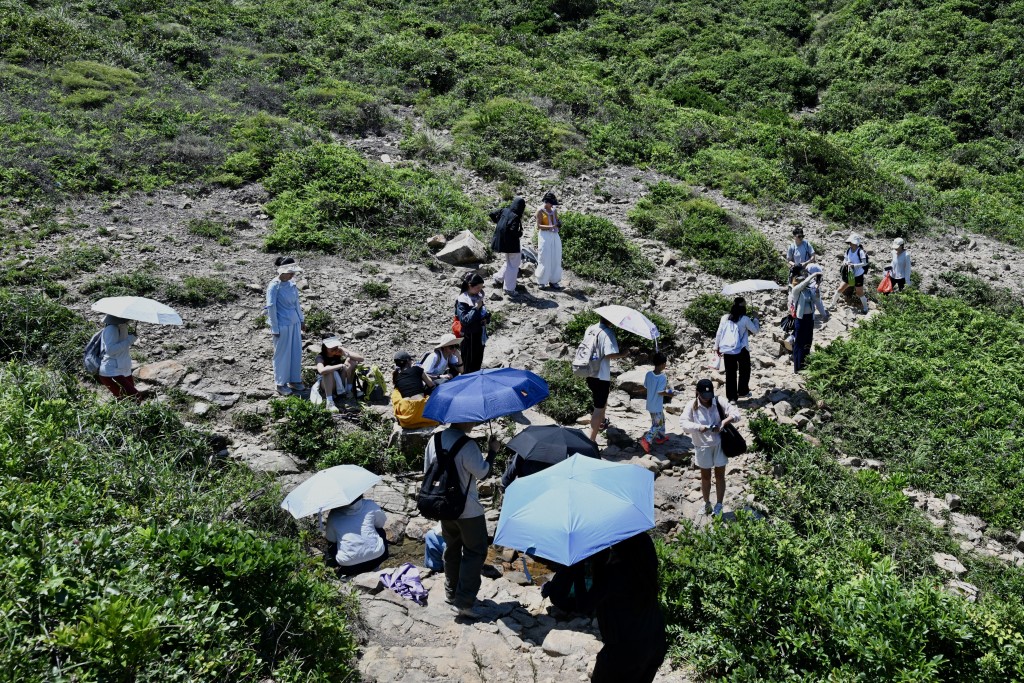 她認為許多行山意外的發生，源於行山人士對自身能力及路線難度的低估或準備不足。