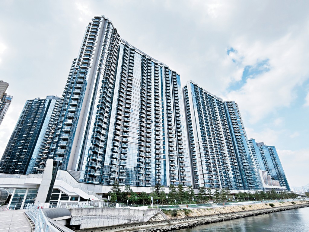 啟德海灣昨日連沽2伙，單日套現近1400萬。