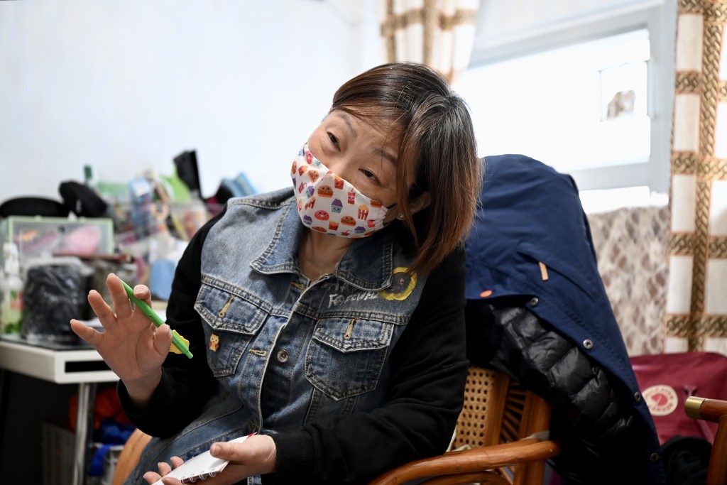 在新收費下，劉女士的診金暴增。劉駿軒攝