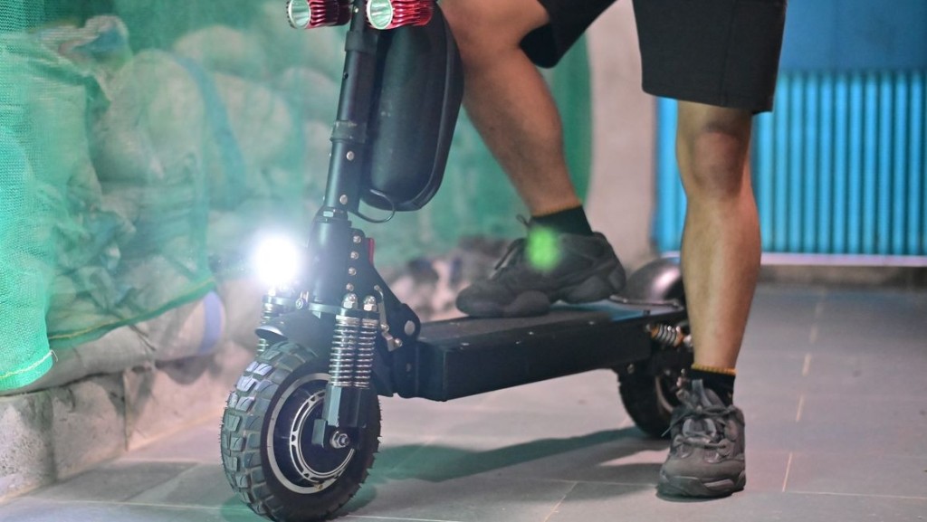 政府多次推行電動可移動工具先導計畫，惟至今仍未立法。