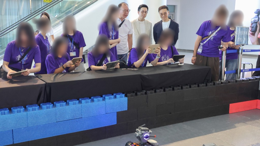惩教署再办更生青少年湾区交流团 曾涉「黑暴」14女访深 了解创科及历史