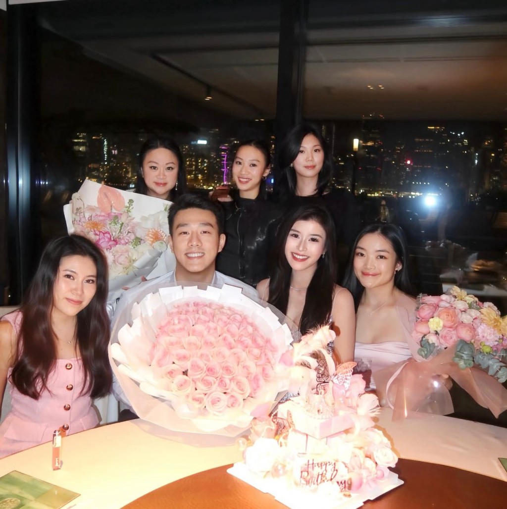 萬千寵愛在一身。 萬千寵愛在一身。