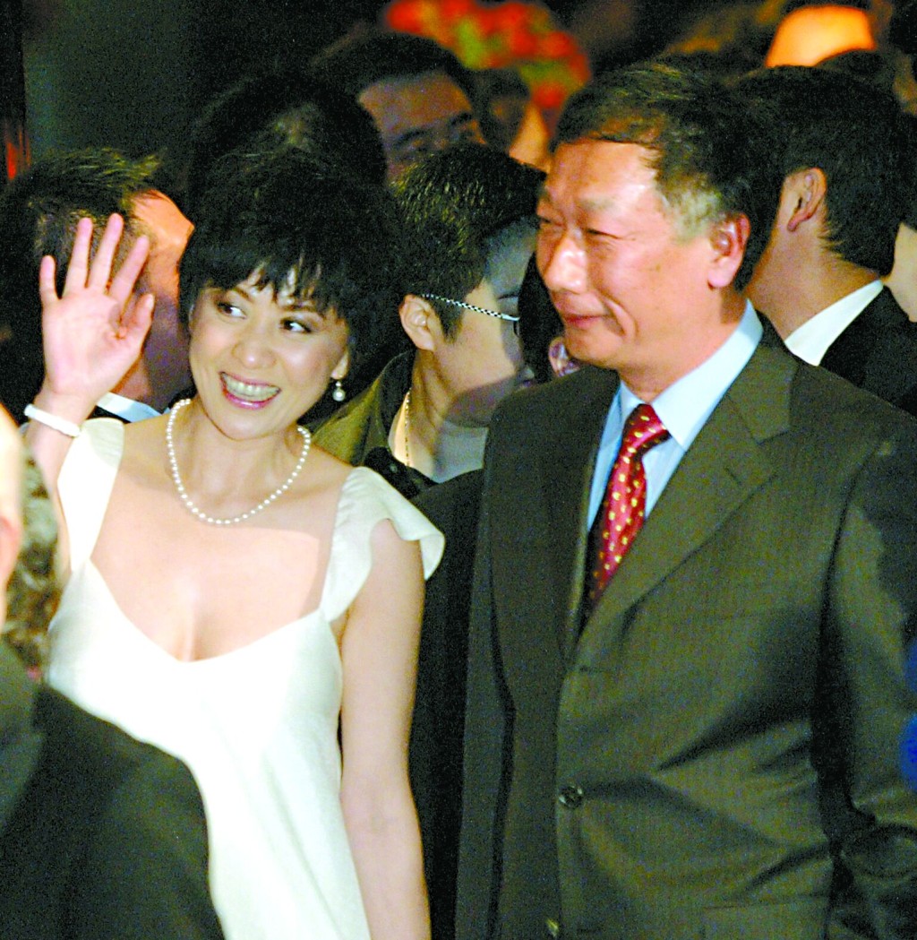 刘嘉玲曾与郭台铭传绯闻。