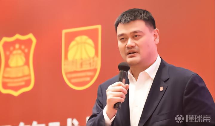 姚明：對歸化外國球員持開放態度。