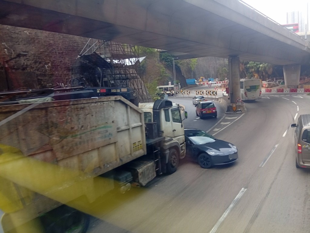 fb马路的事 (即时交通资讯台)图片