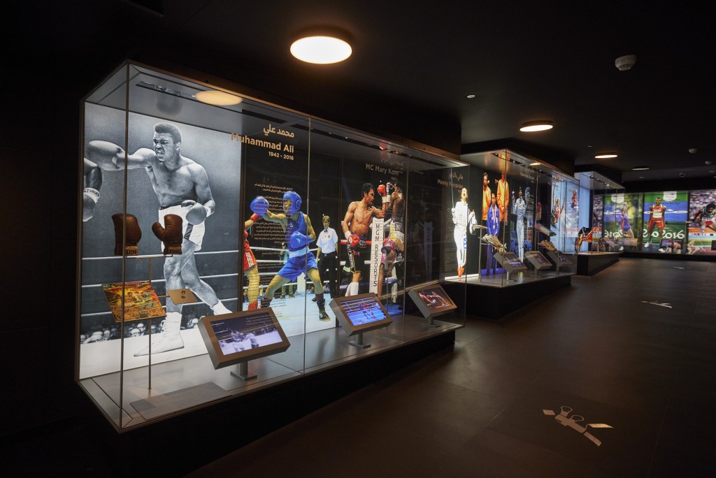 來到「Hall of Athletes」這個運動員名人堂，便可看到拳王阿里、球王比利、「籃球之神」米高佐敦及「車神」舒麥加等殿堂級體育巨星的介紹。