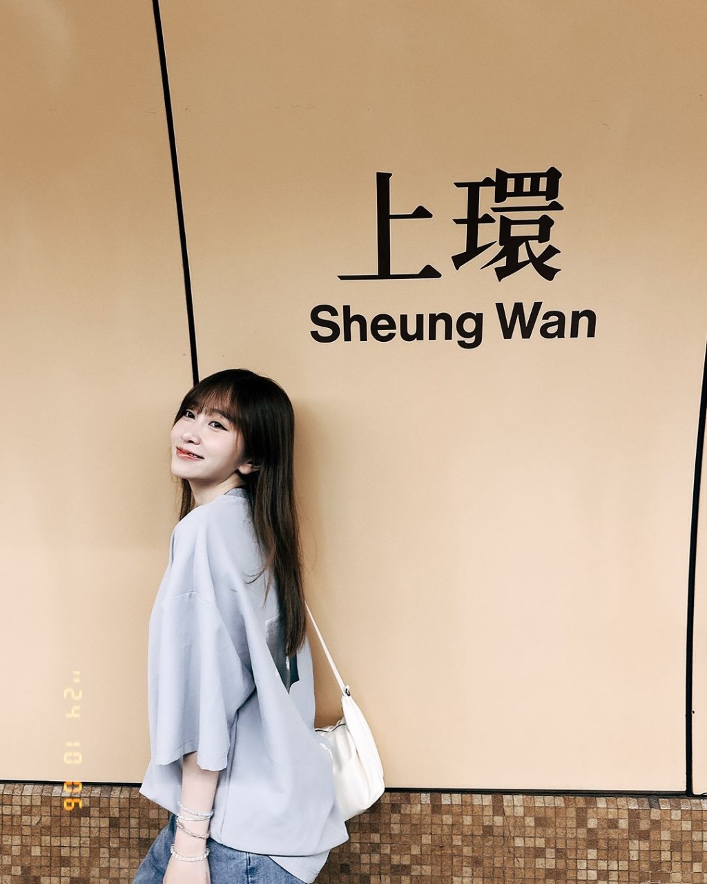 篠崎泫外貌甜美。