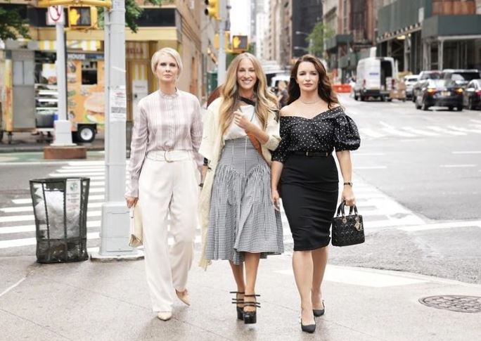 《色慾都市》其中三位女主角近日合作拍迷你劇。