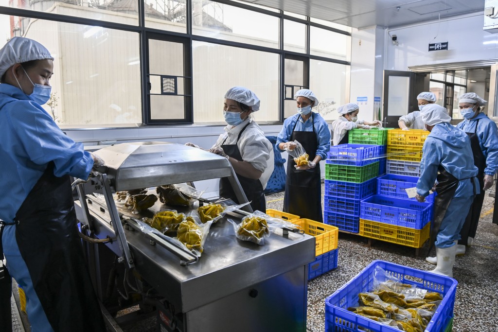 2024年中國預製菜市場規模達4850億元，按年增長33.8%。