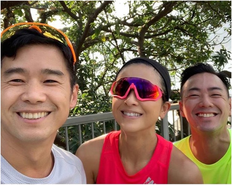 另一張相就出現兩位跑腳林海峰同周子駒。徐濠縈Ig