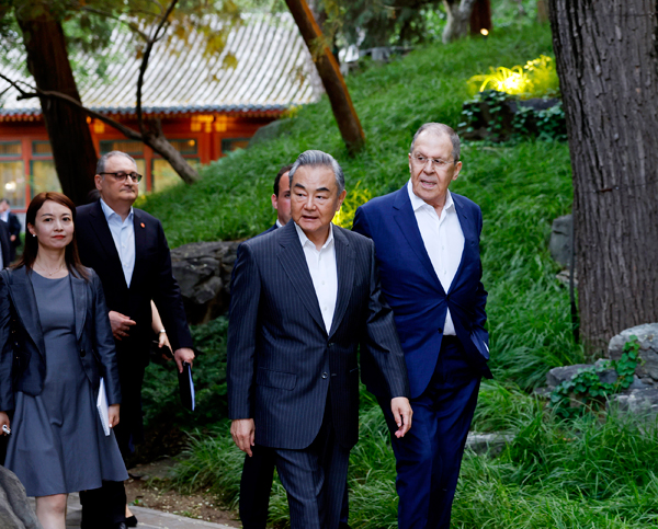 雙方還就朝鮮半島、烏克蘭危機、伊朗核等問題交換了意見。外交部圖片 雙方還就朝鮮半島、烏克蘭危機、伊朗核等問題交換了意見。外交部圖片