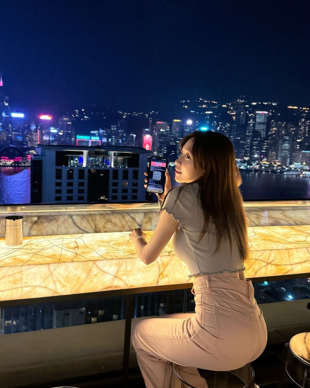 篠崎泫早前來香港旅游。