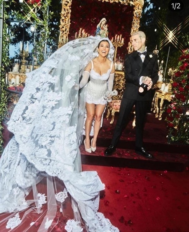Travis跟Kourtney上月才在意大利舉行婚禮。