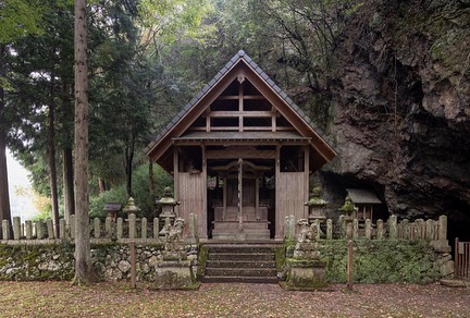 市野野村一片寂寥。（IG@yasuyukitakagi1124）