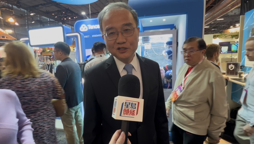 鄧勵接受《星島》獨家專訪時表示,香港和法國之間有很多合作,相信未來會有更多。 鄧勵接受《星島》獨家專訪時表示,香港和法國之間有很多合作,相信未來會有更多。
