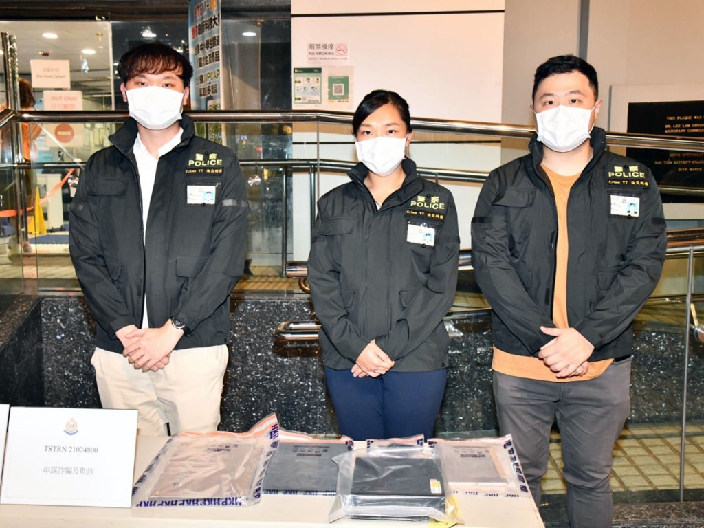 警方油尖警區刑事調查隊第一隊案件主管葉恩樺（中）。徐裕民攝