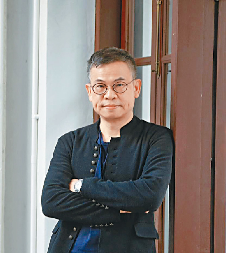 ■李志清：藝術家。
