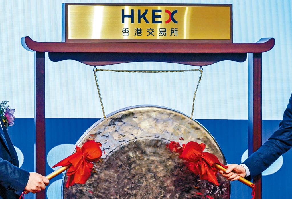 新股市场持续炽热，昨日（6日）便有4只新股同日挂牌。