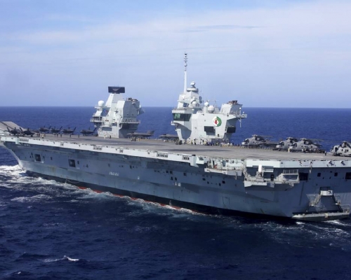 英國伊利沙伯女王號航母編隊昨經巴士海峽進入菲律賓海。AP資料圖片