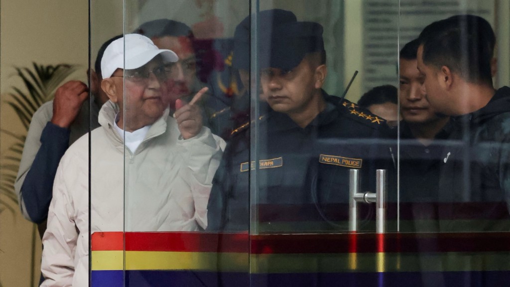 尼泊爾前總理奧利被捕。 美聯社 尼泊爾前總理奧利被捕。 美聯社