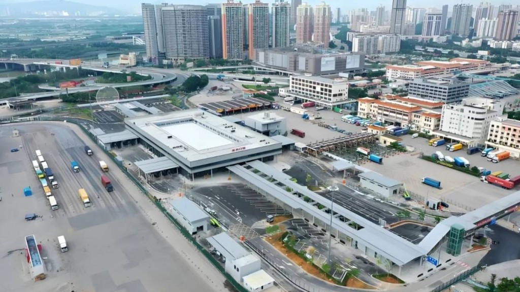 皇崗口岸功能正在調整,以加快深港跨境運輸「東進東出、西進西出」。小紅書@雲路壹家