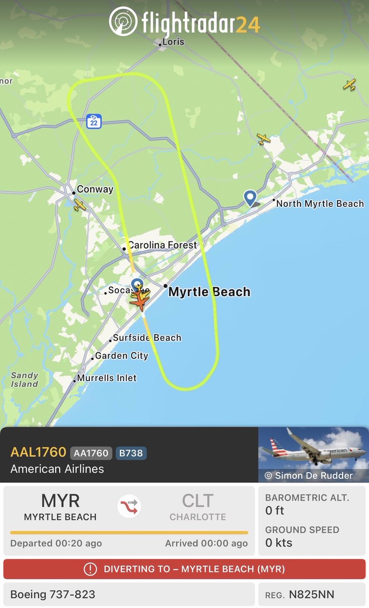 美國航空客機從南卡州起飛時遭遇鳥擊導致引擎冒煙,機師急喊「Mayday」並返回原機場降落。X@alertpage 美國航空客機從南卡州起飛時遭遇鳥擊導致引擎冒煙,機師急喊「Mayday」並返回原機場降落。X@alertpage