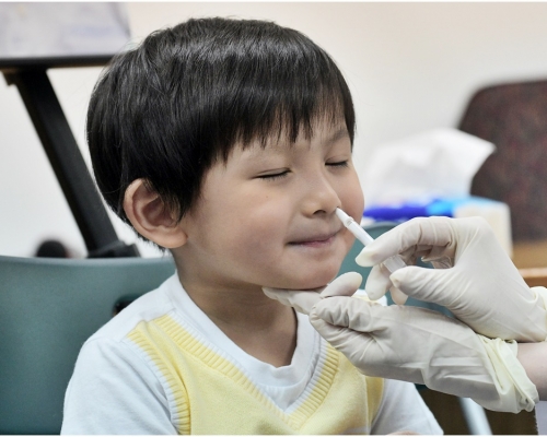 噴鼻式疫苗。資料圖片
