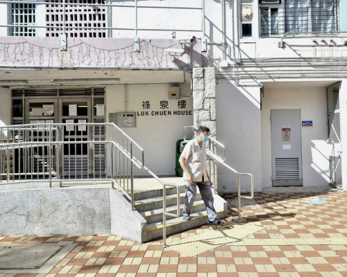 衞生防護中心於祿泉樓至今共收回1 399個深喉唾液樣本瓶。