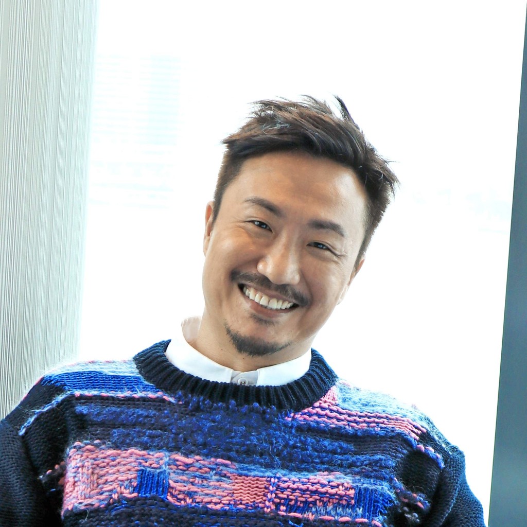 久未演出嘅鄭中基將於4月24日及25日在中環海濱活動空間舉行兩場戶外自駕演唱會《Drive In Ultra—WEE are Ronald Cheng》。