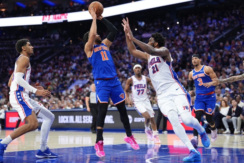 紐約人全隊轟入25個三分平NBA季後賽紀錄。路透社