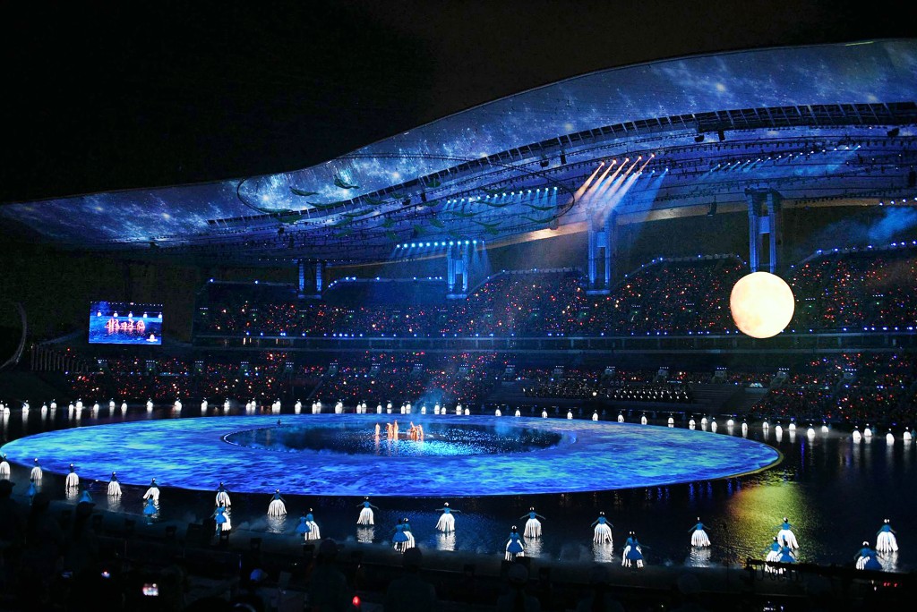 全運會開幕式。 全運會開幕式。