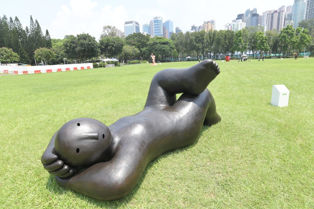 藝構之旅（SCULPTURE）展出來自7位中國內地及國際藝術家的10件雕塑作品。黃偉強攝