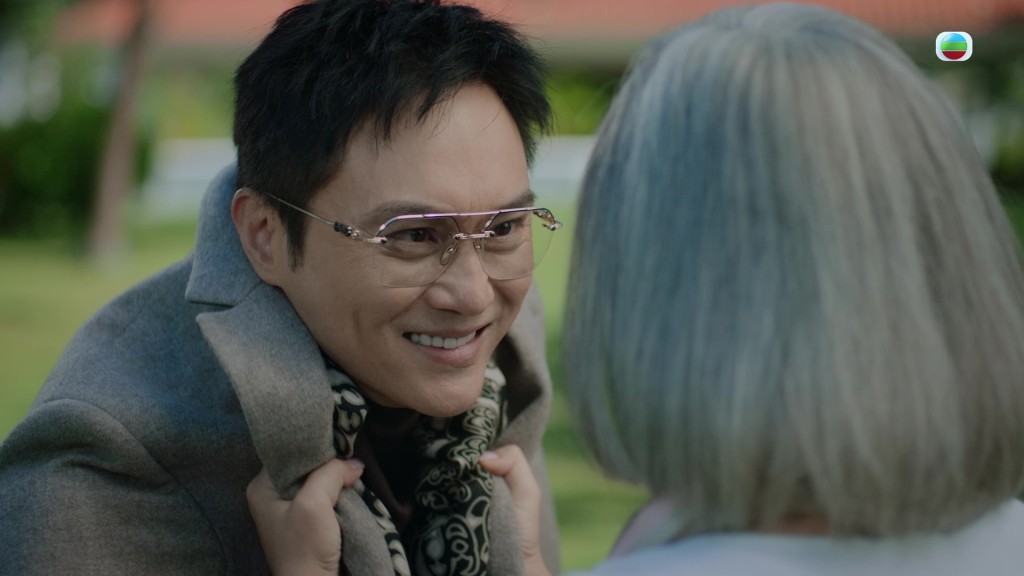 Chilam 飾演的官家大少官孝賢，是權力信仰 者，表面溫文爾雅的他，內裏城俯甚深。