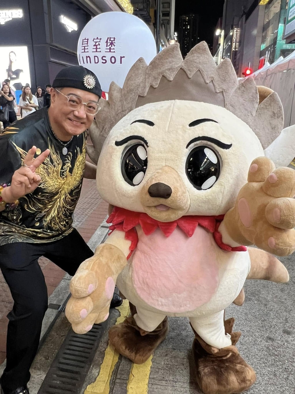 魯振順因關節痛影響生活。