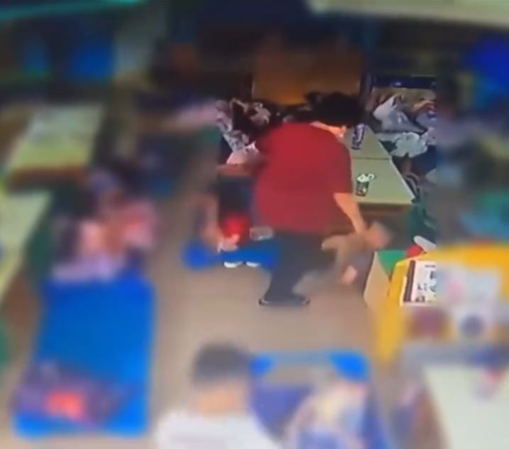 台灣基隆有幼稚園被揭發虐打學童，最少逾20幼童被粗暴對待。Threads