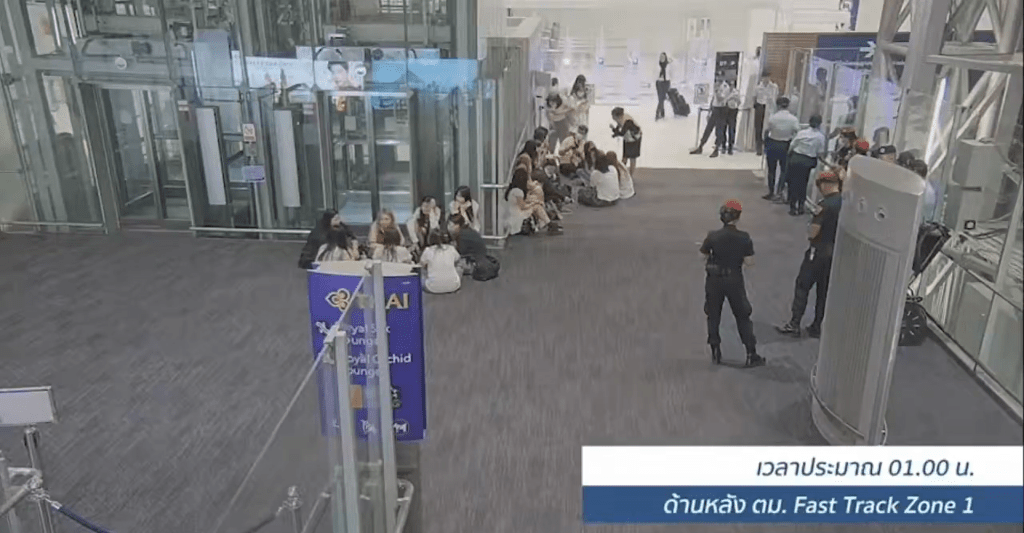泰國當局公開閉路電視,說明衝突緣由。Suvarnabhumi Airport@X 泰國當局公開閉路電視,說明衝突緣由。Suvarnabhumi Airport@X