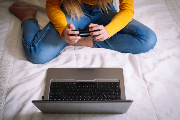 赞恩指，担心疫后儿童更多留在家中上网或透过社交平台与人交流沟通，更容易接触到色情或不良意识内容。
