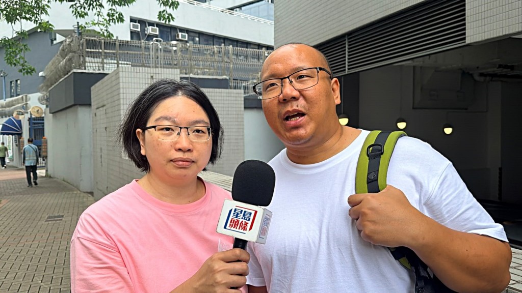 曾先生講述Danny近況。梁國峰攝 曾先生講述Danny近況。梁國峰攝
