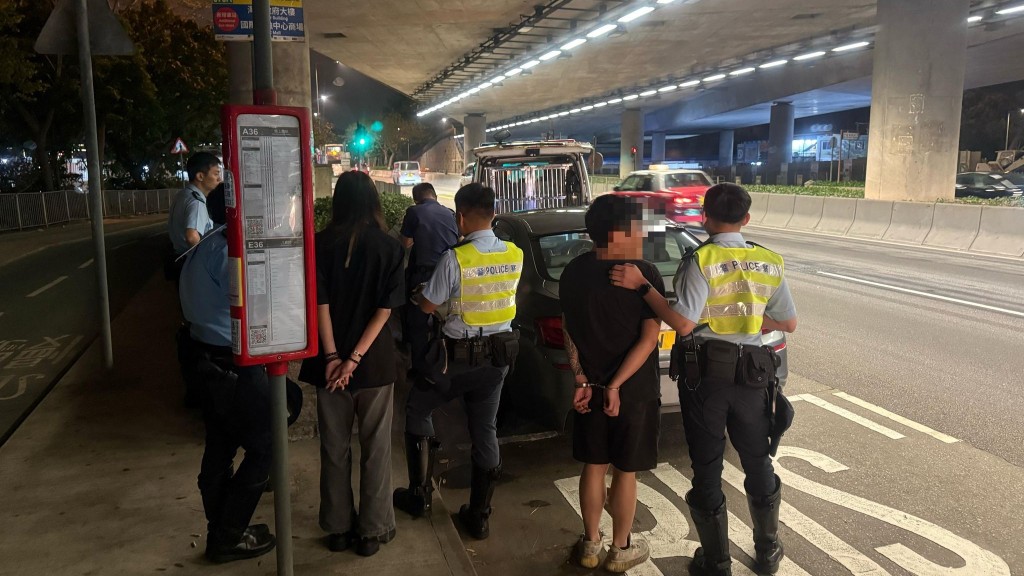 警新界北多區打擊酒駕毒駕拘捕9人,檢約28萬元毒品包括太空油。警方圖片
