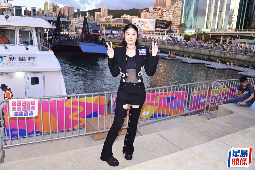 陈慧琳表示希望日后能在维港海上举行一个音乐会，让歌迷一种新鲜感。