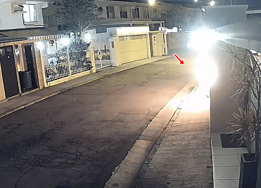 火勢越燒越猛。fb：  錦綉住客大聯盟