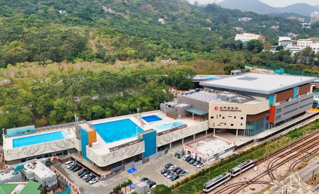屯門南延綫項目下的屯門游泳池重置工程近期完成。