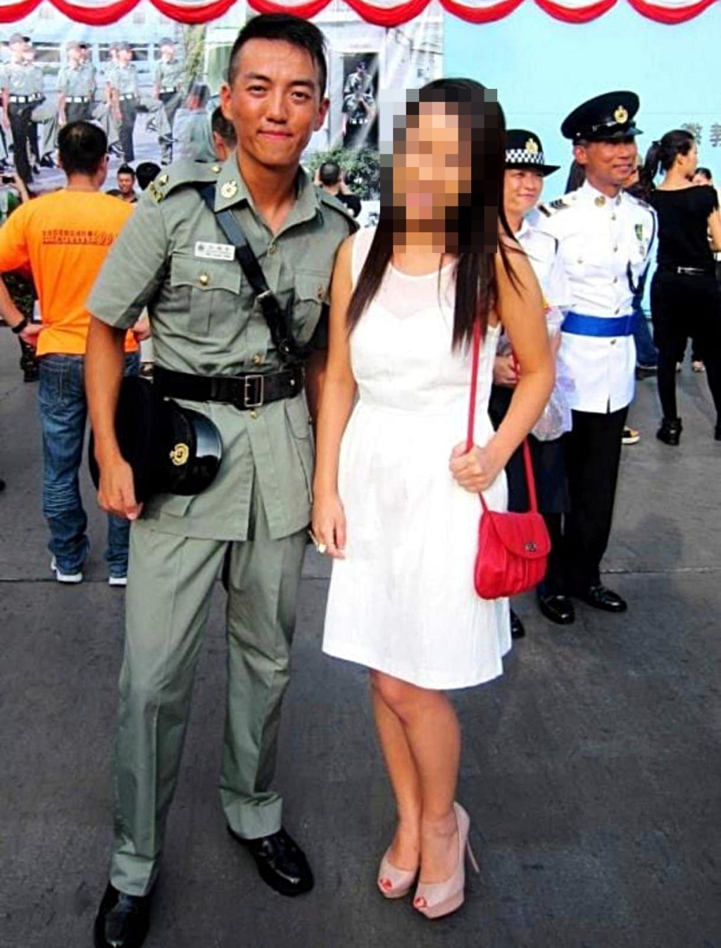 男死者先後兩次投考海關。