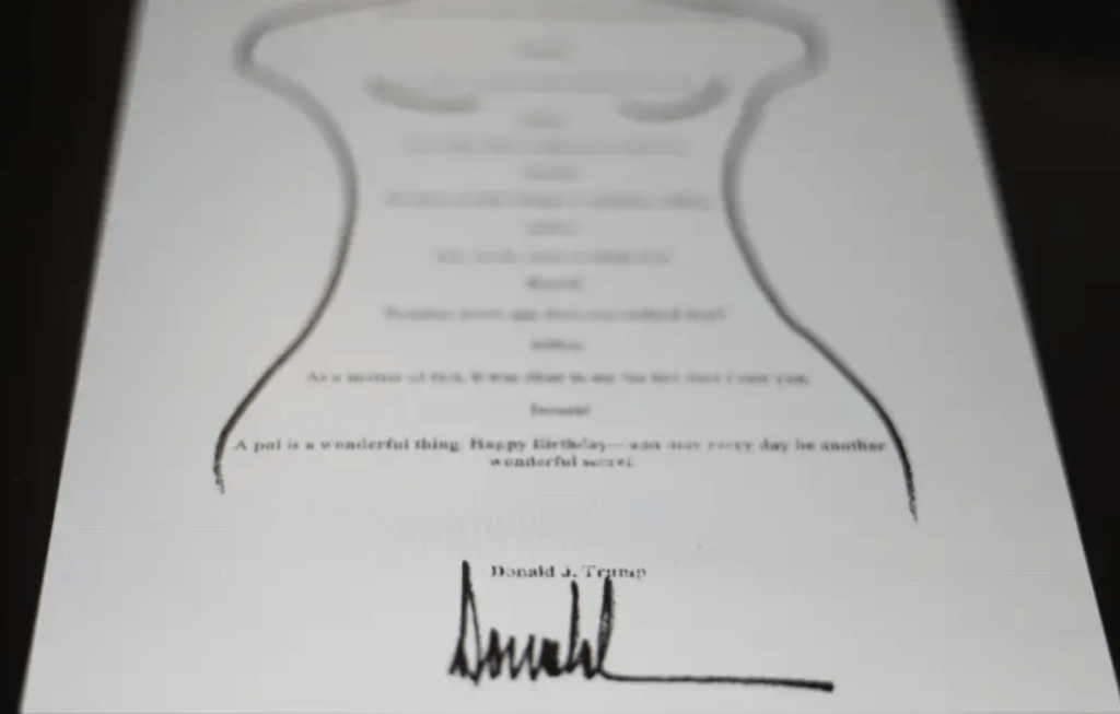 一封由已故富豪愛潑斯坦遺產公開的一張生日卡，卡上帶有特朗普的簽名。美聯社